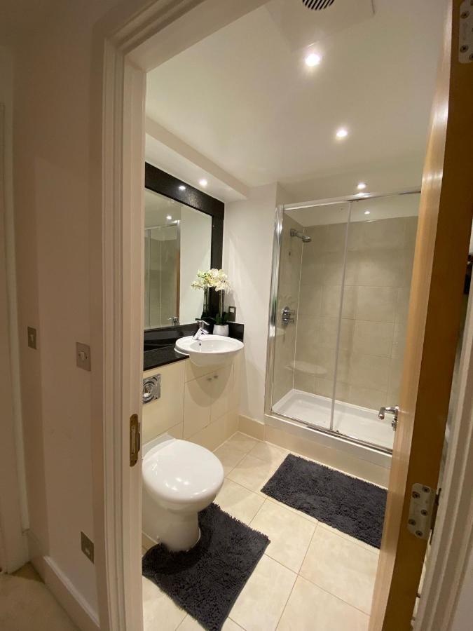 Fabulous 2 Bed Apartment In Vauxhall Лондон Екстериор снимка